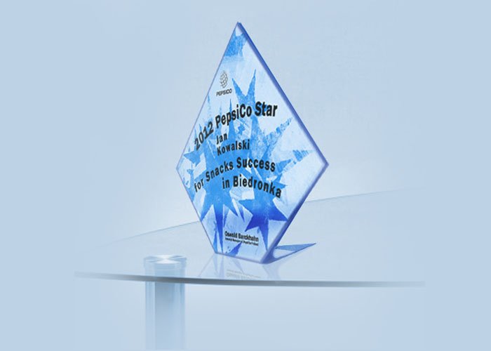 9 / 22 - projekt dyplomu PepsiCo Star - plexiglas